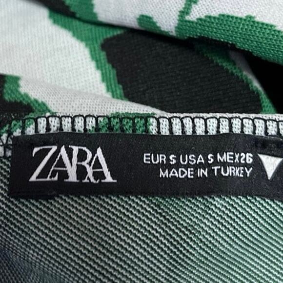 Zara Green Multicolor One Shoulder Ring Abstract Long Sleeve Crop Top Size S - Picture 4 of 5